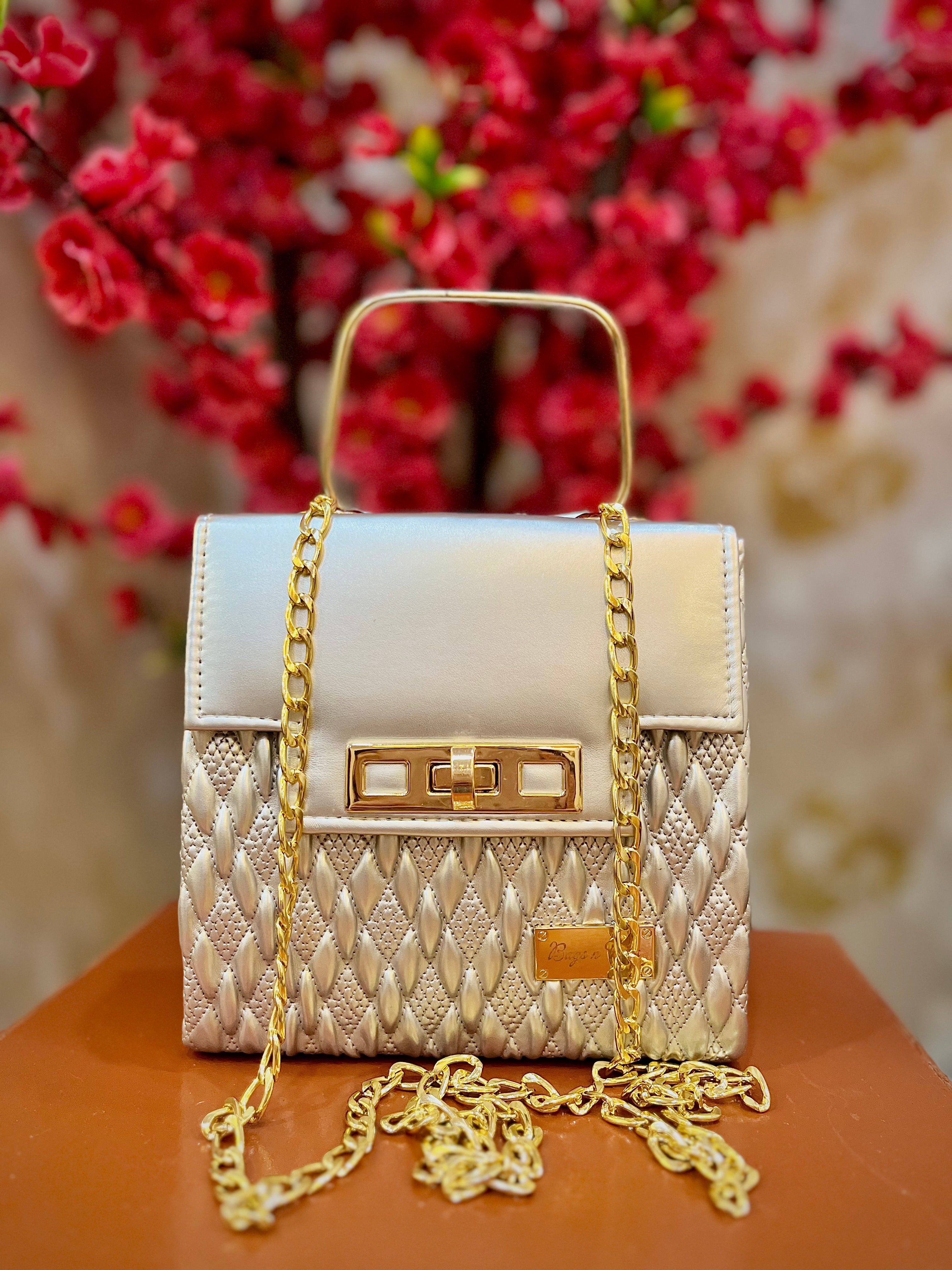 Chain Sling Bag Gold